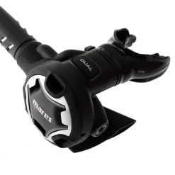 Mares Dual 15X INT Dive Regulator