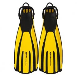 Mares Avanti Quattro + Dive Fins Reflex Yellow